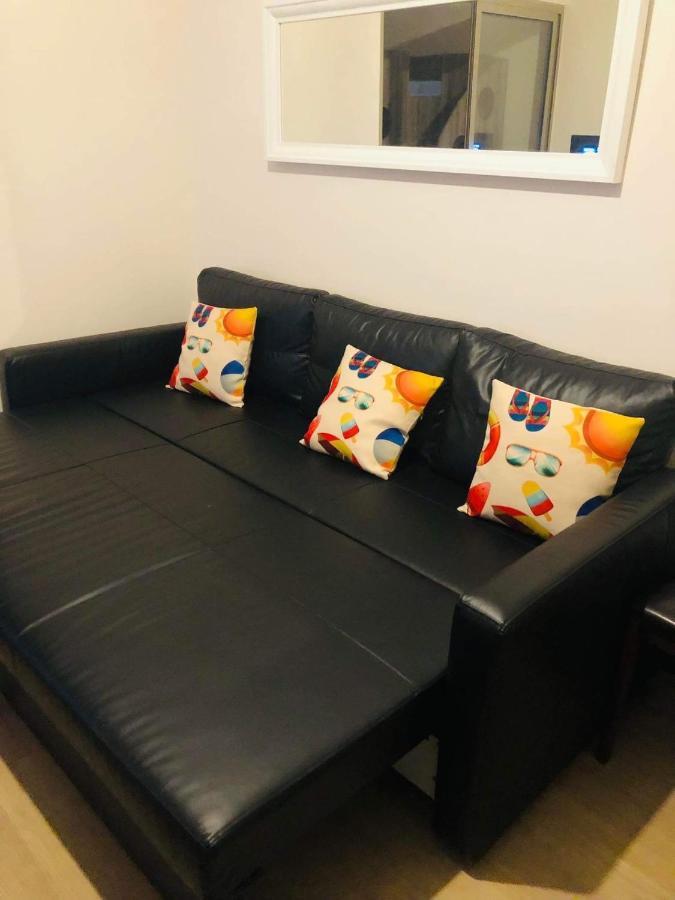 Fairway Terraces Resort Staycation Manille Extérieur photo